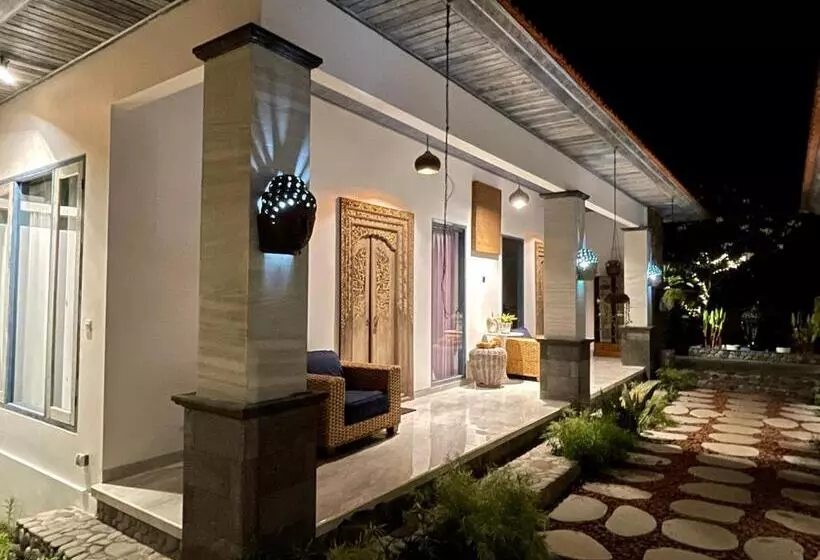 ペンション Villa Telagi