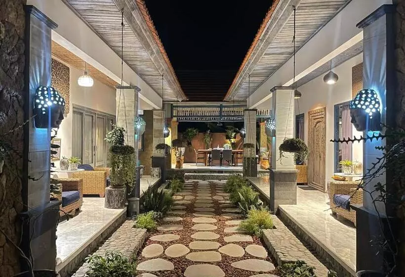 ペンション Villa Telagi