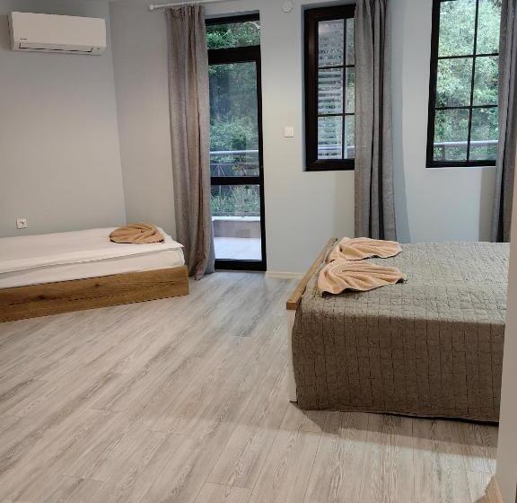 ペンション Youtopia Riverside