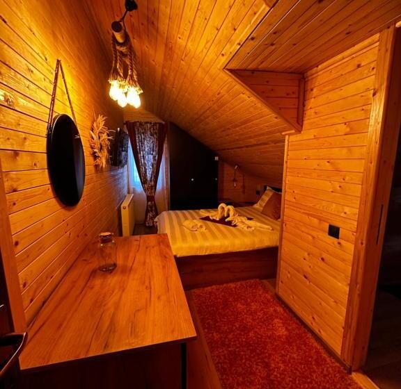 Pensiunea Hai La Maramu’