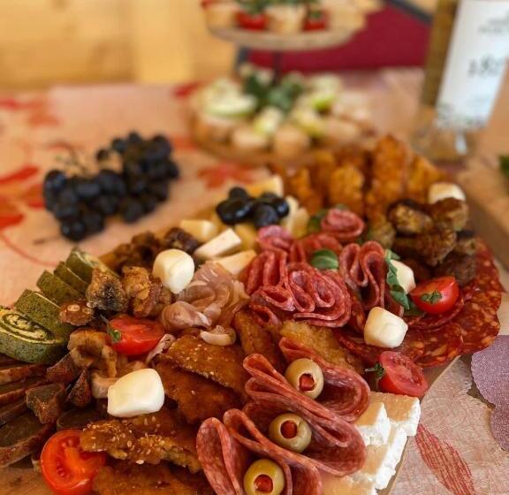 Pensiunea Hai La Maramu’