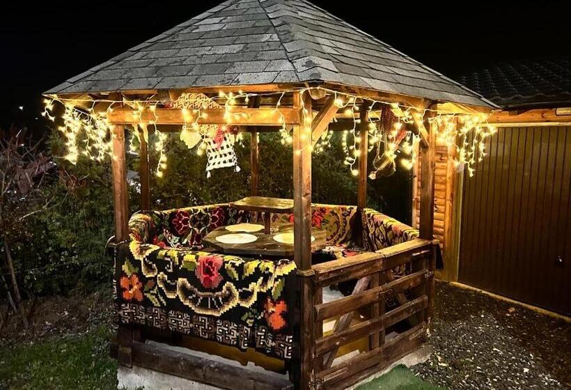 Pensiunea Hai La Maramu’