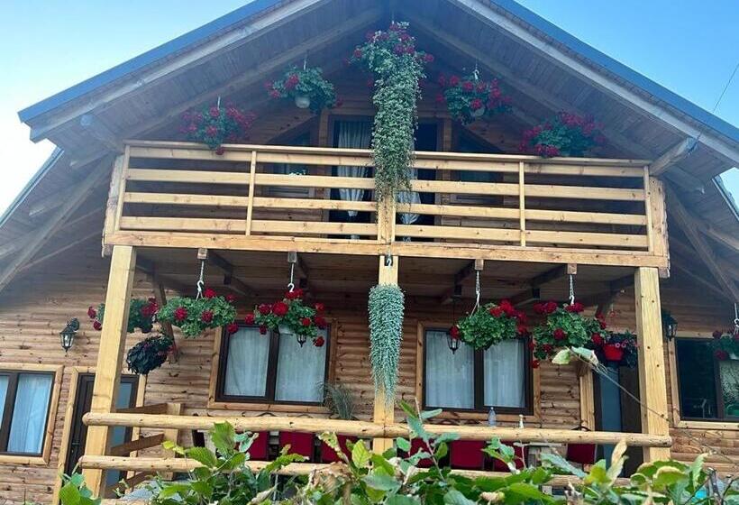 Pensiunea Hai La Maramu’