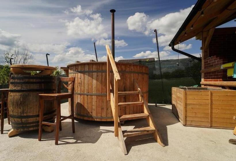 Pensiunea Hai La Maramu’