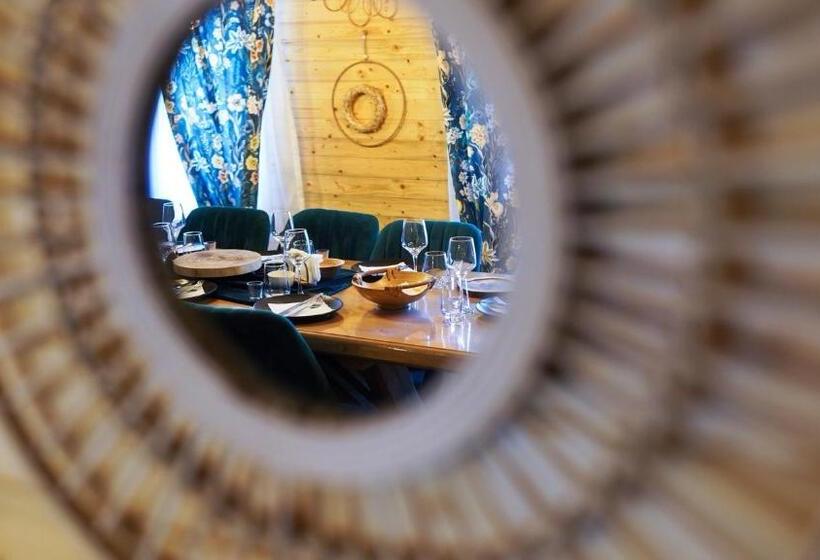 Pensiunea Hai La Maramu’