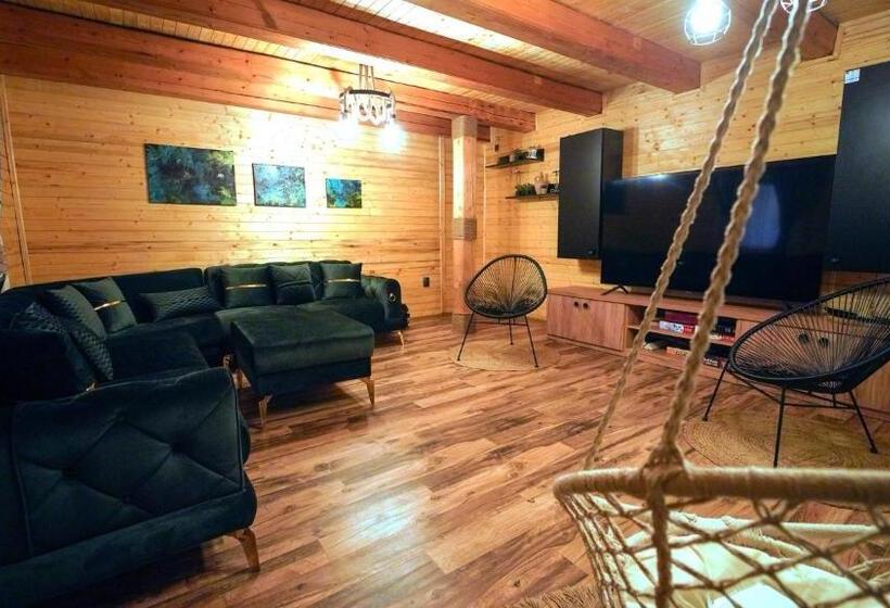 Pensiunea Hai La Maramu’