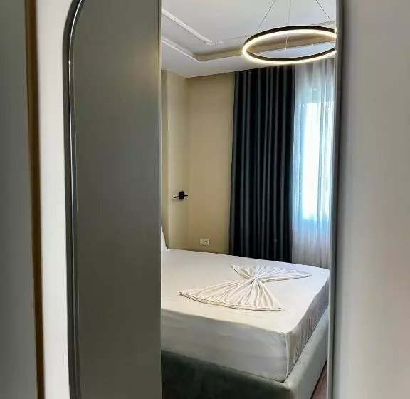 Sky View Hotel & Restaurant