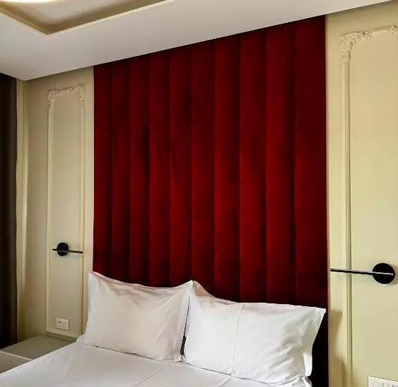 Sky View Hotel & Restaurant