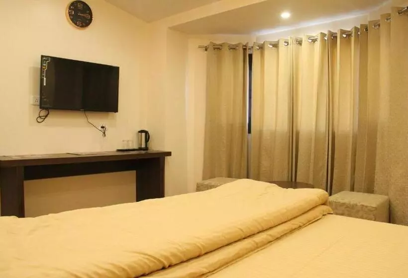 Aamiaismajoitus (B&B) Hem Kunj Estate