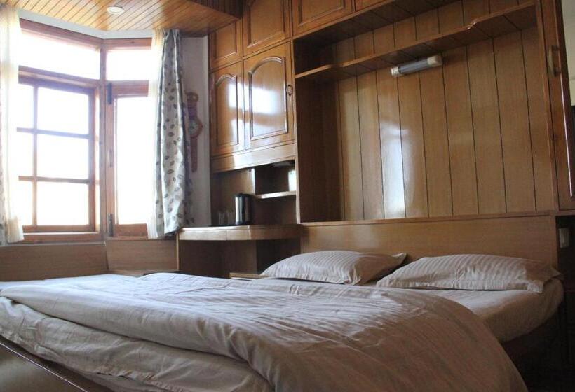 צימר Hem Kunj Estate