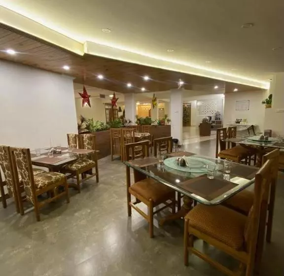 Aamiaismajoitus (B&B) Hem Kunj Estate