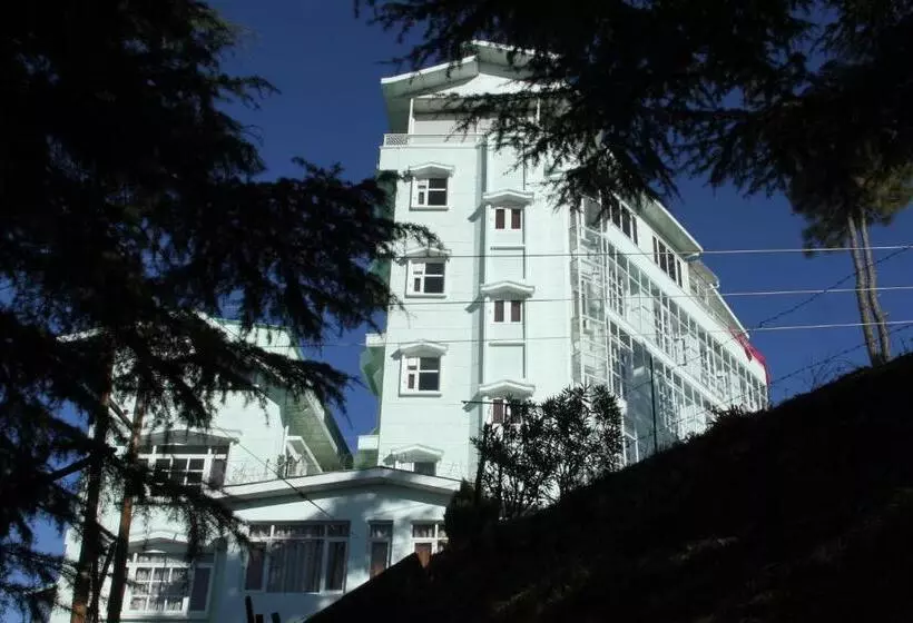 Aamiaismajoitus (B&B) Hem Kunj Estate