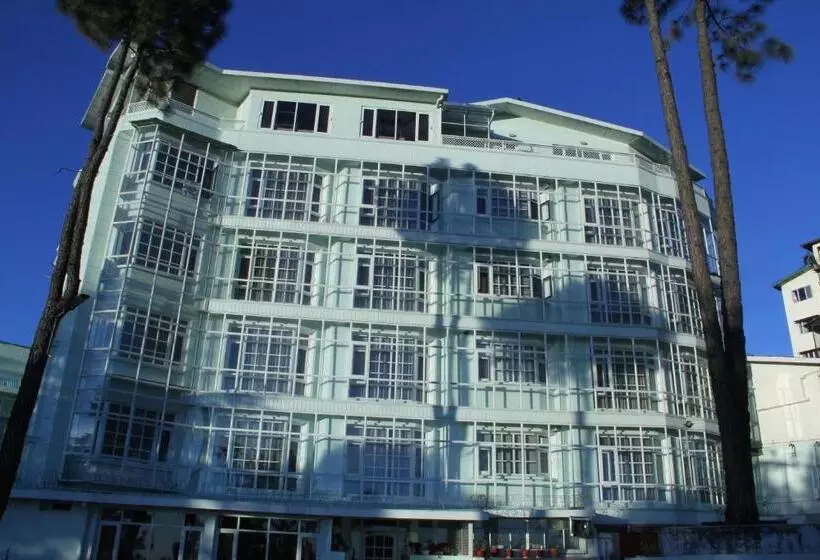 Aamiaismajoitus (B&B) Hem Kunj Estate