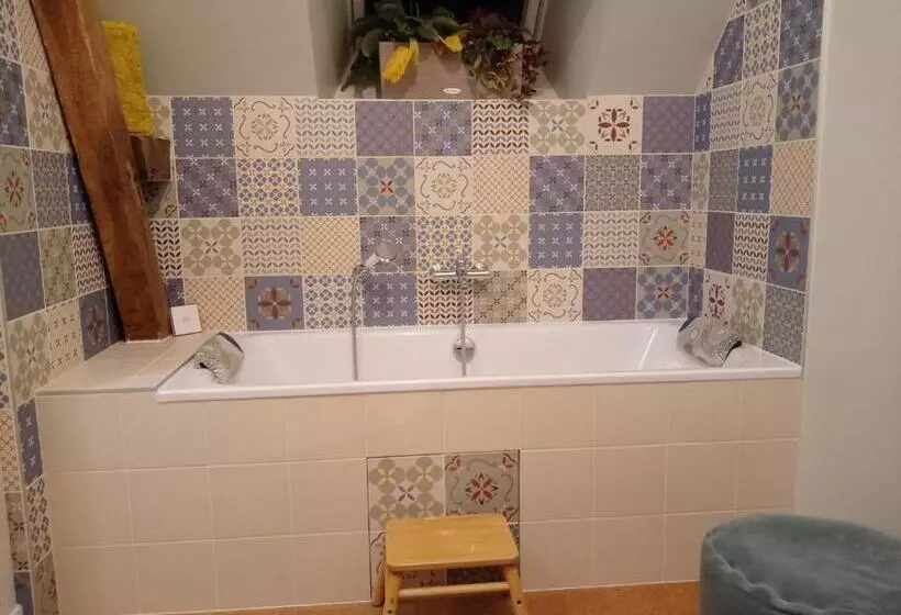 Aamiaismajoitus (B&B) à La Mainguère, Chambres D Hôtes