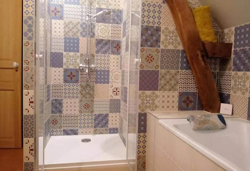 Aamiaismajoitus (B&B) à La Mainguère, Chambres D Hôtes