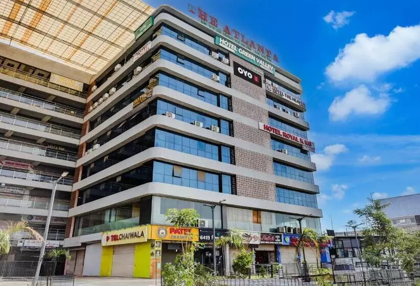 Super Hotel O Nana Chiloda Near Airport