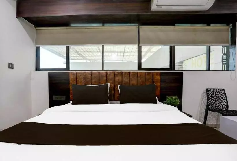 Super Hotel O Nana Chiloda Near Airport