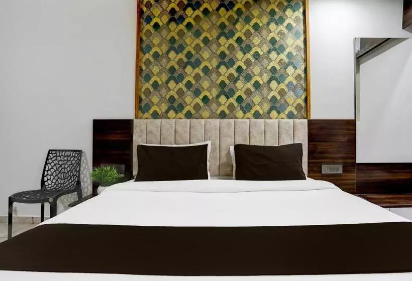 Super Hotel O Nana Chiloda Near Airport