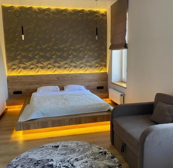 Discovery Garden Apartments