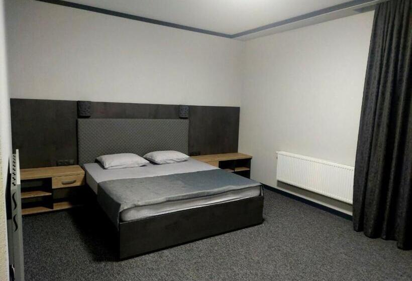 בית מלון כפרי Alfa