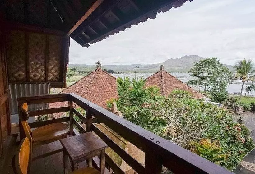 ホテル Baruna Lakeside View