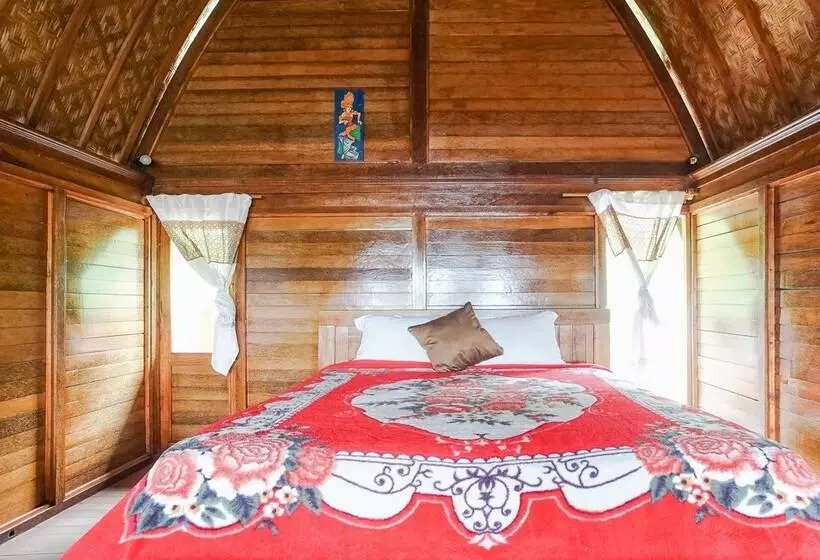 ホテル Baruna Lakeside View