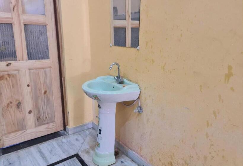 Отель Oyo Hotal Super Rao