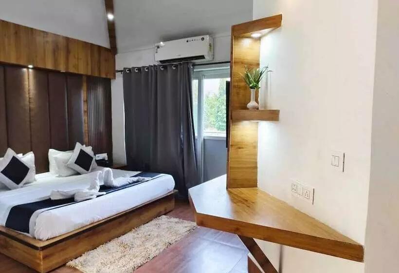 Hotelli Royals Moonlight Resort,corbett