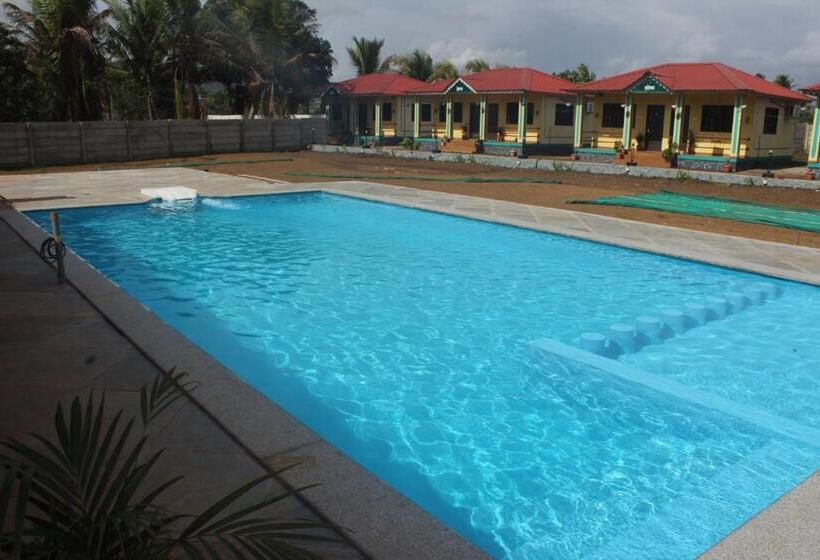 Hotel Tarangan Resort