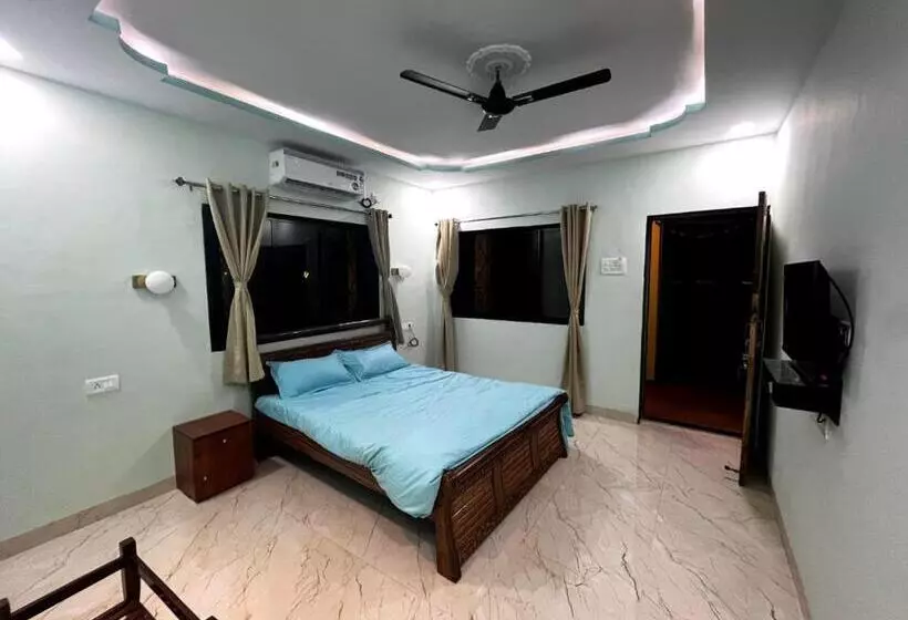 Hotelli Tarangan Resort