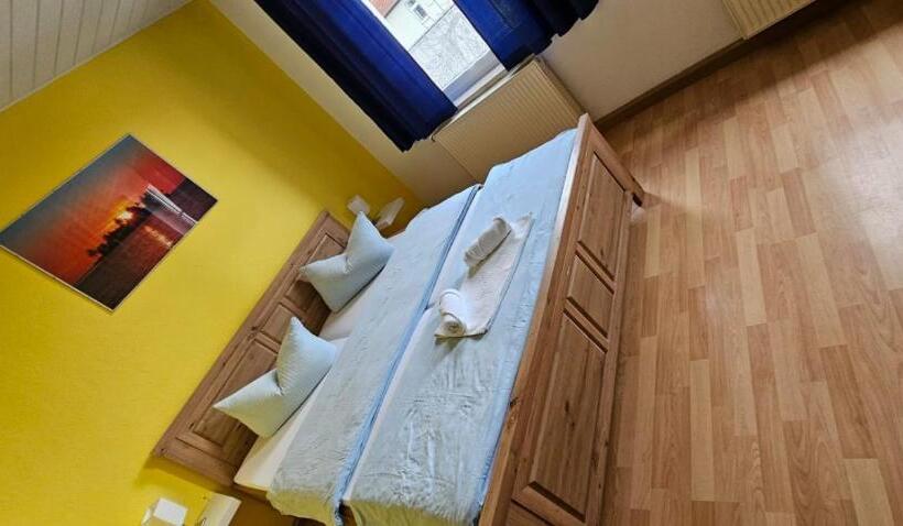 Отель La Famiglia