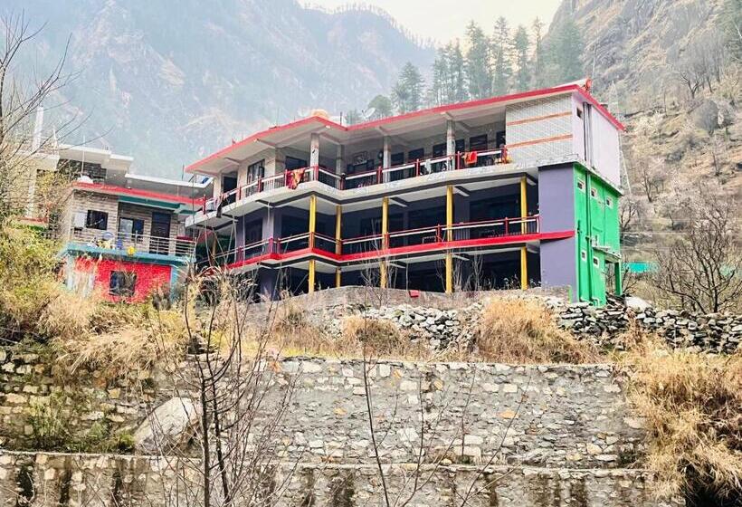 ペンション Himalyan Hideout River Side