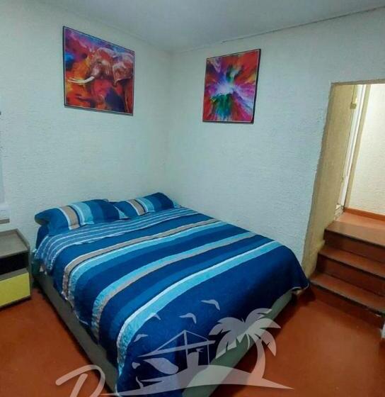 Pension Pequeña Cavancha Hostal