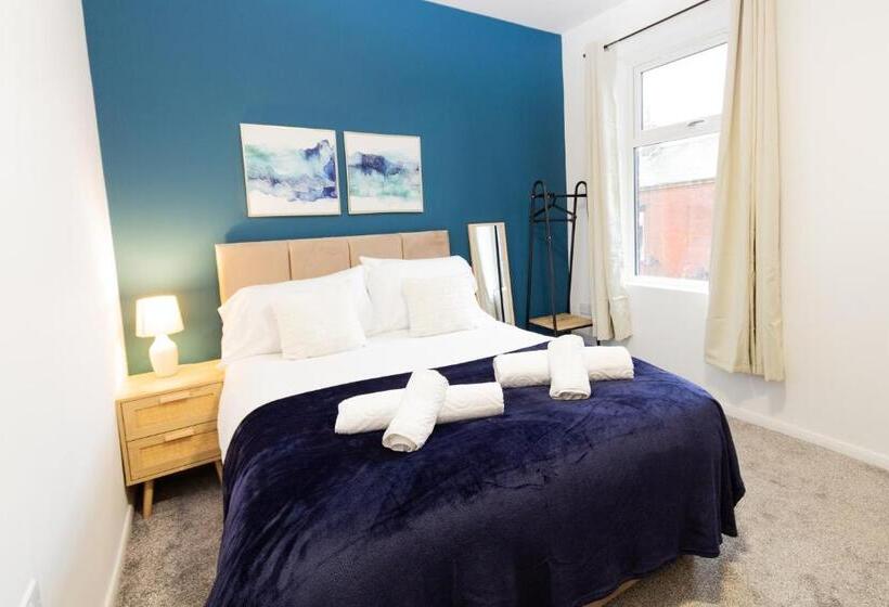 بنسيون Suite 3 Stunning Room In Oldham Sociable House