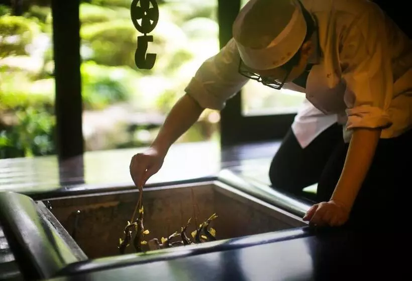 Ryokan 川魚・山菜料理　和田屋