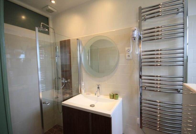 مبيت وإفطار Abbaye De Reigny   Esprit De France