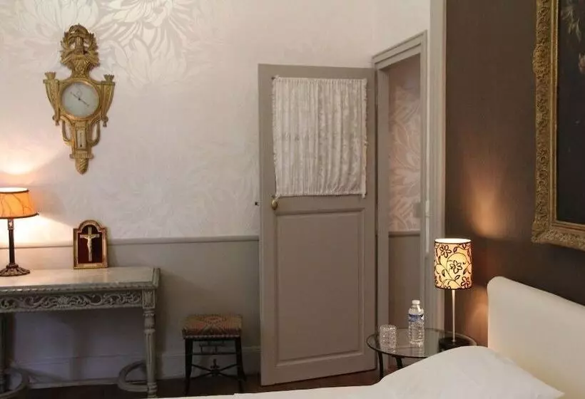 ベッドアンドブレックファースト Abbaye De Reigny Esprit De France