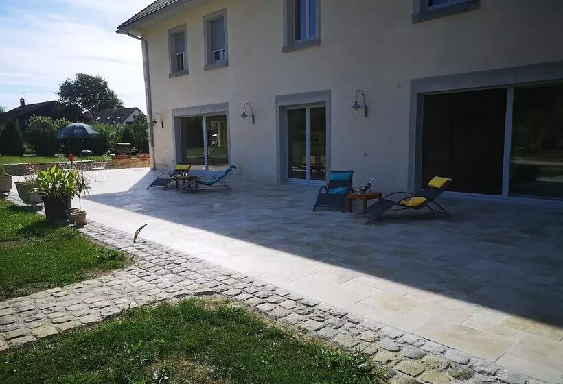 Aamiaismajoitus (B&B) Le Relais Des Deux Tours
