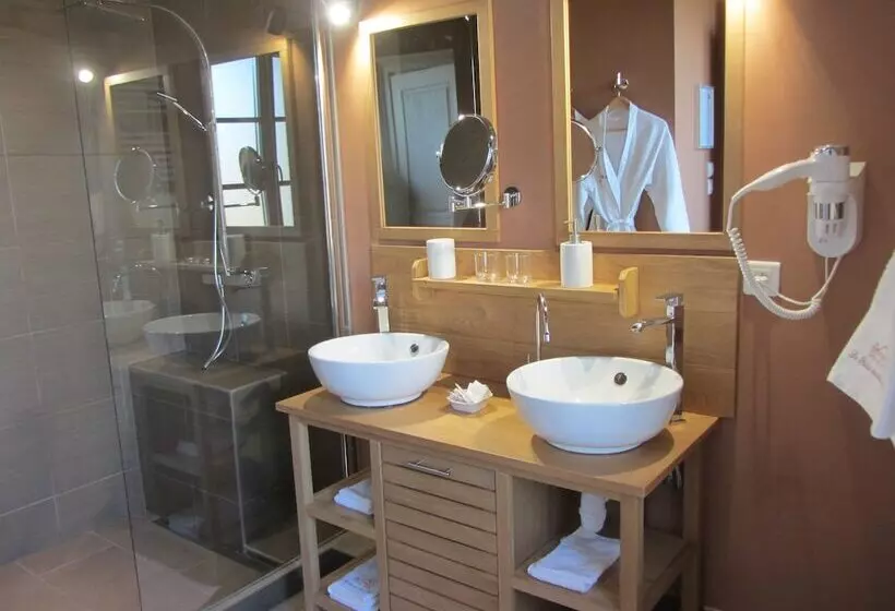 Aamiaismajoitus (B&B) Le Relais Des Deux Tours