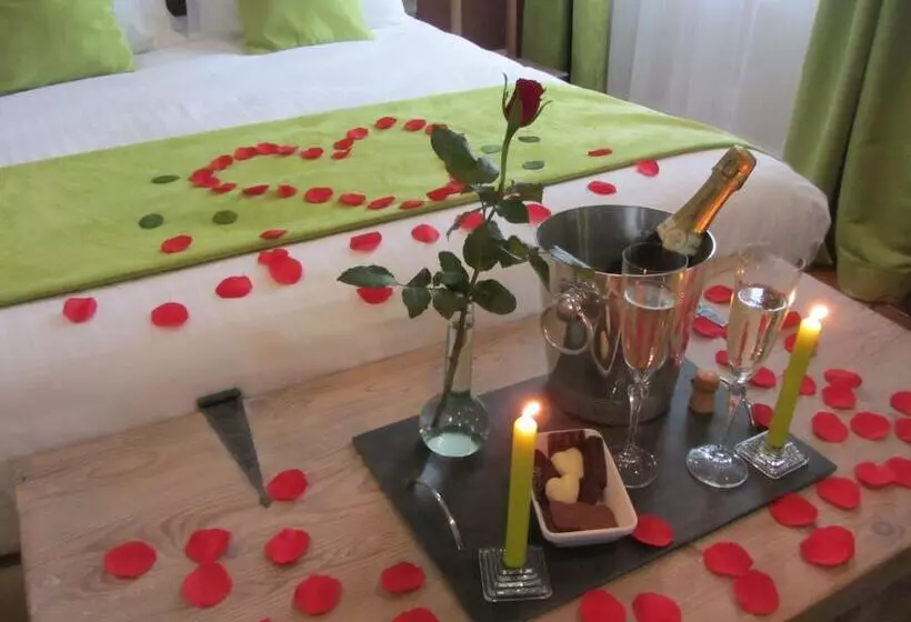 Aamiaismajoitus (B&B) Le Relais Des Deux Tours