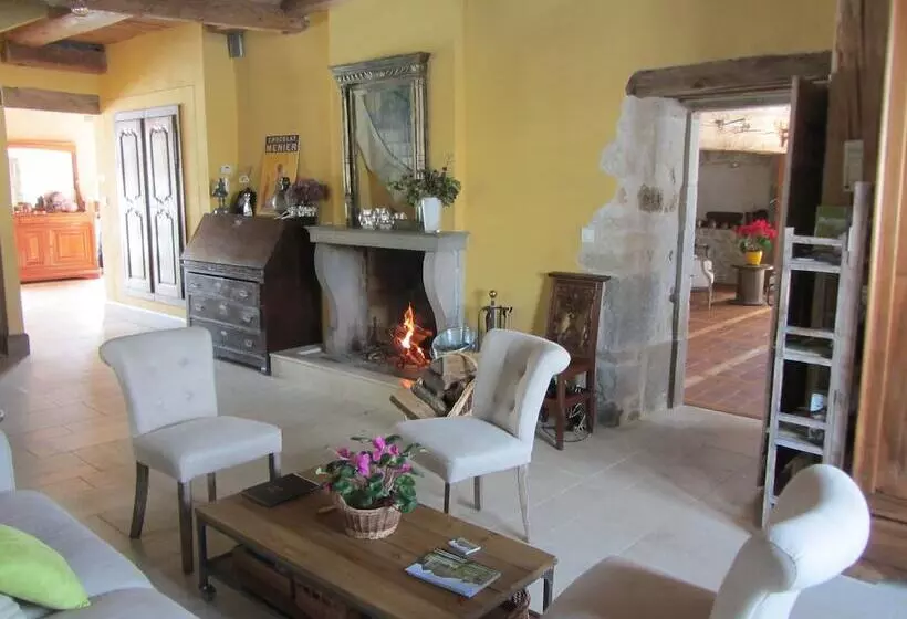 Aamiaismajoitus (B&B) Le Relais Des Deux Tours