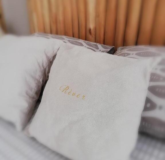 住宿加早餐  Maison D'hôtes Le Jas Vieux