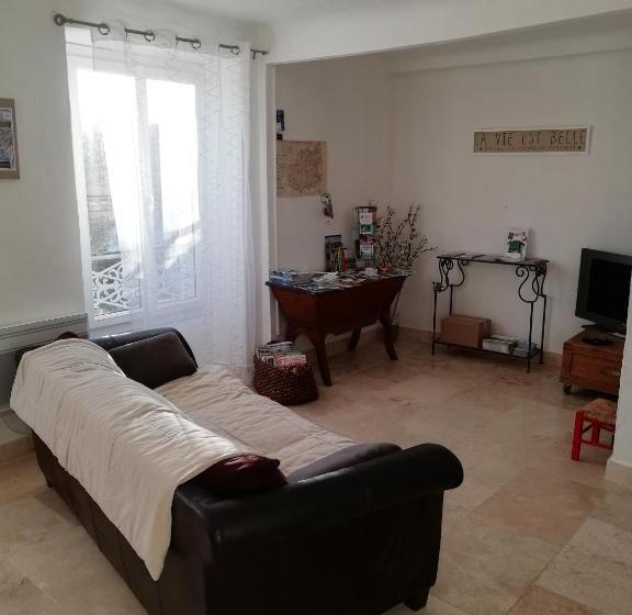 住宿加早餐  Maison D'hôtes Le Jas Vieux