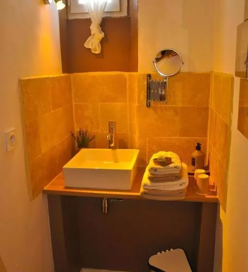 ベッドアンドブレックファースト Maison D'hôtes Le Jas Vieux