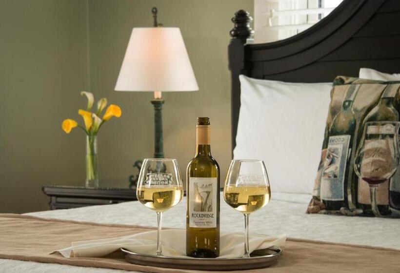 Bed and Breakfast Steeles Tavern Manor