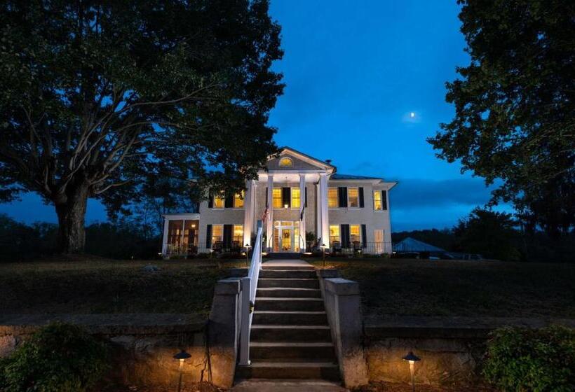 Bed and Breakfast Steeles Tavern Manor