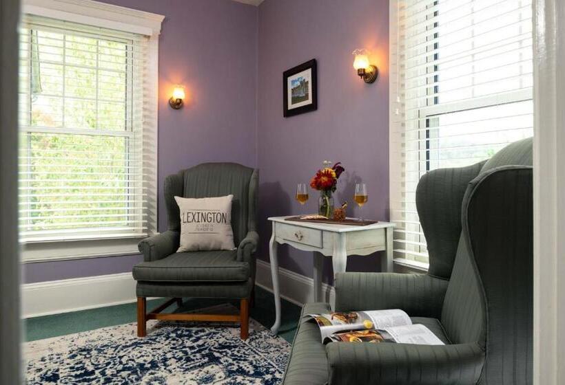 Bed and Breakfast Steeles Tavern Manor