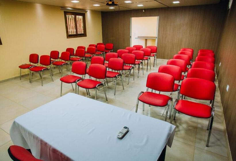 בית מלון כפרי Che Roga