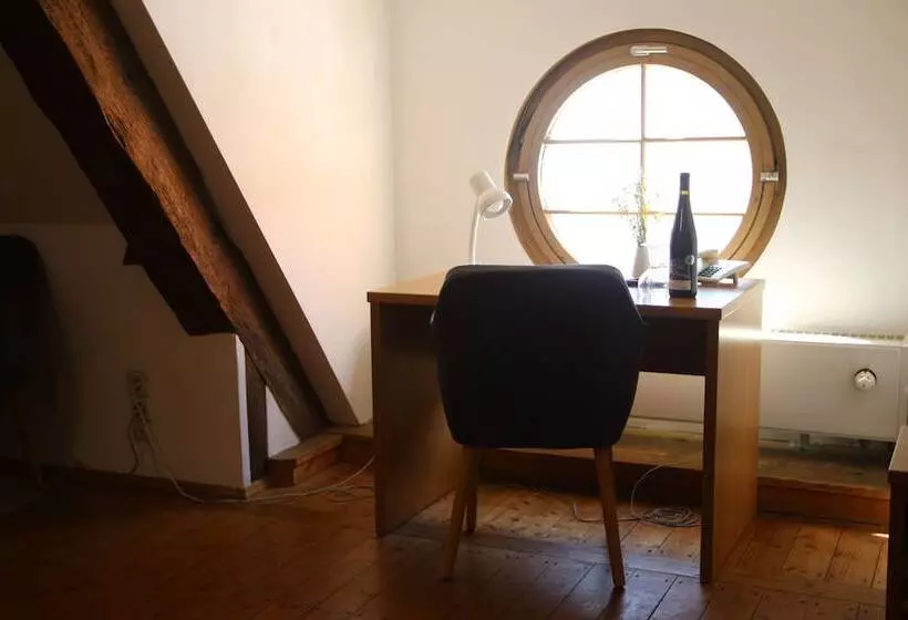 Hotelli Gästehäuser St. Marienthal