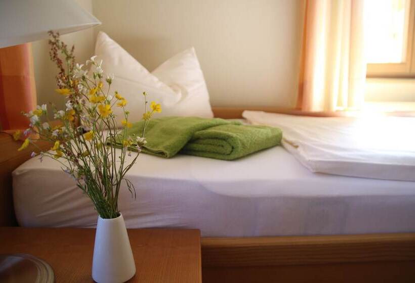 فندق Gästehäuser St. Marienthal